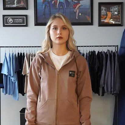 Толстовка с капюшоном бежевая