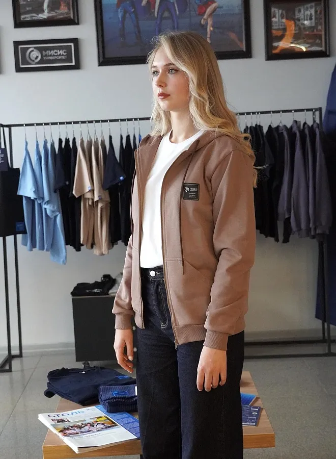 Толстовка с капюшоном бежевая