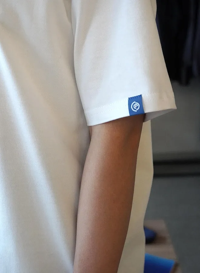 Футболка с патчами