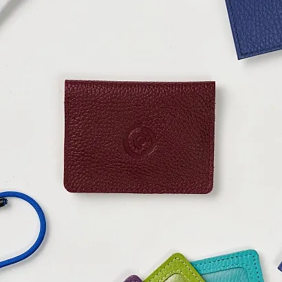 Картхолдер на кнопке бордовый